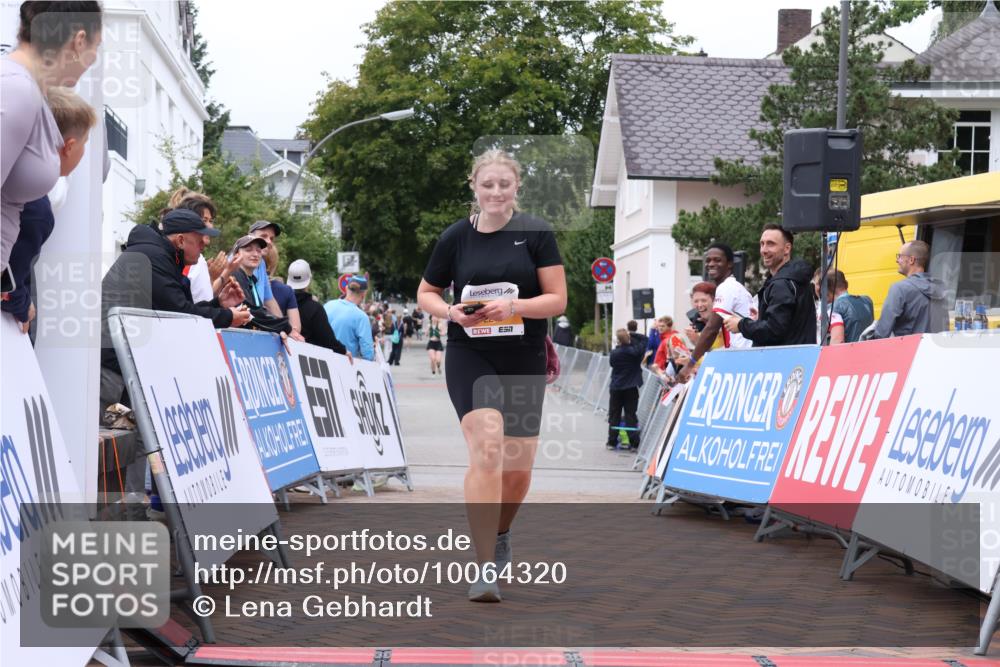 30.08.2026 - Blankeneser Heldenlauf Lena Gebhardt http://msf.ph/oto/10064320 30.08.2026 12:44:26 Ziel 2241 meine-sportfotos.de