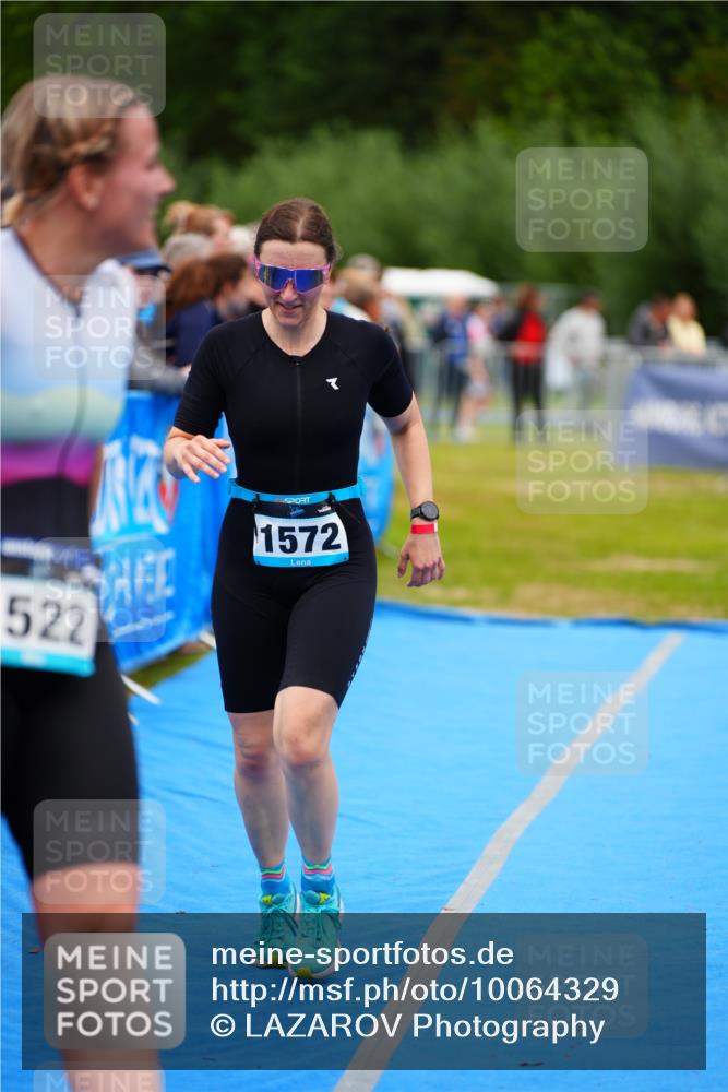 30.08.2026 - Elbe Triathlon Hamburg LAZAROV Photography http://msf.ph/oto/10064329 30.08.2026 12:03:54 Ziel 1522, 1572 meine-sportfotos.de
