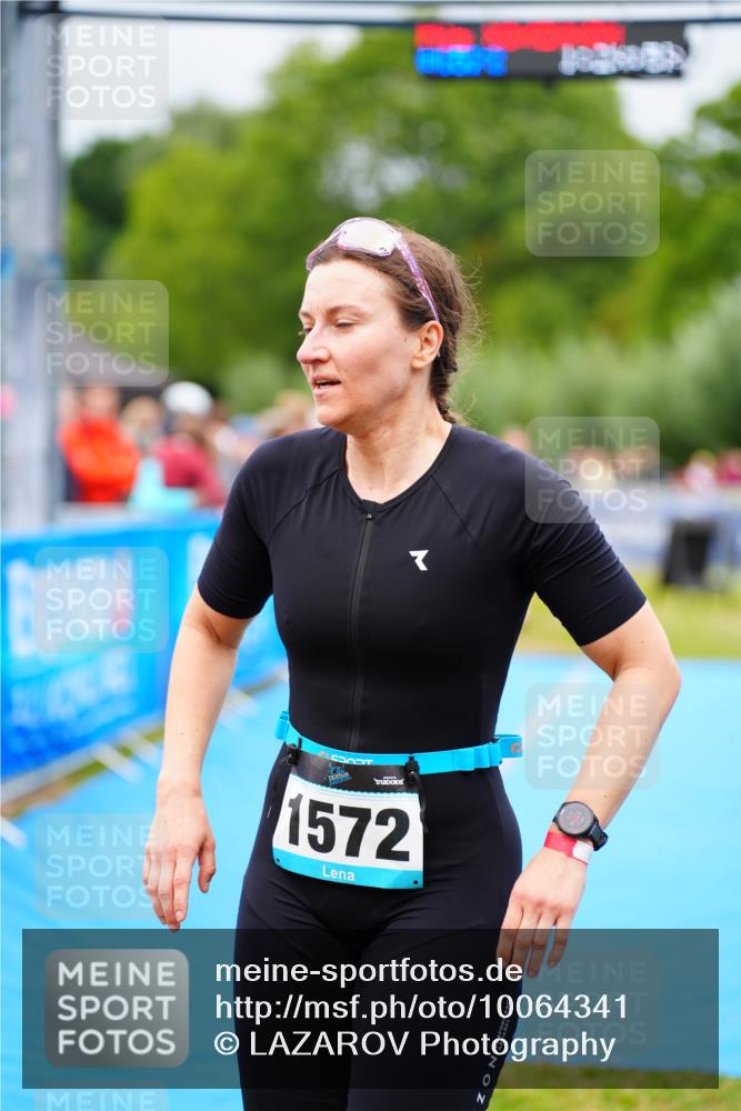 30.08.2026 - Elbe Triathlon Hamburg LAZAROV Photography http://msf.ph/oto/10064341 30.08.2026 12:04:05 Ziel 1580, 1649 meine-sportfotos.de
