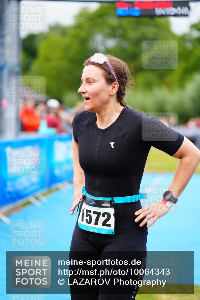 30.08.2026 - Elbe Triathlon Hamburg LAZAROV Photography http://msf.ph/oto/10064343 30.08.2026 12:04:05 Ziel 1580, 1649 meine-sportfotos.de