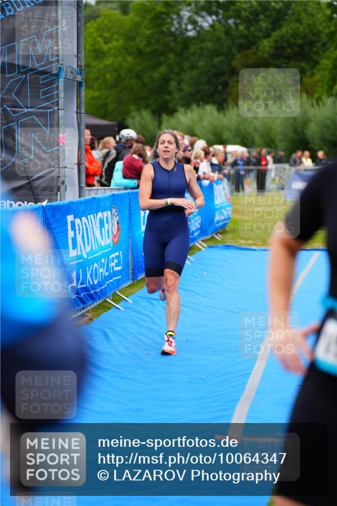 30.08.2026 - Elbe Triathlon Hamburg LAZAROV Photography http://msf.ph/oto/10064347 30.08.2026 12:04:08 Ziel 1580, 1649 meine-sportfotos.de