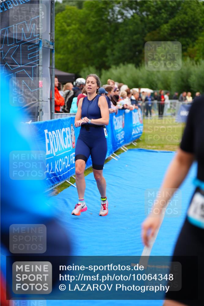 30.08.2026 - Elbe Triathlon Hamburg LAZAROV Photography http://msf.ph/oto/10064348 30.08.2026 12:04:08 Ziel 1580, 1649 meine-sportfotos.de