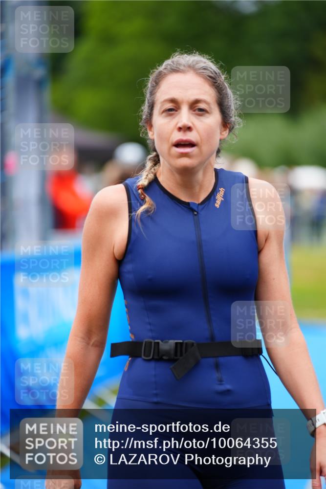 30.08.2026 - Elbe Triathlon Hamburg LAZAROV Photography http://msf.ph/oto/10064355 30.08.2026 12:04:17 Ziel  meine-sportfotos.de