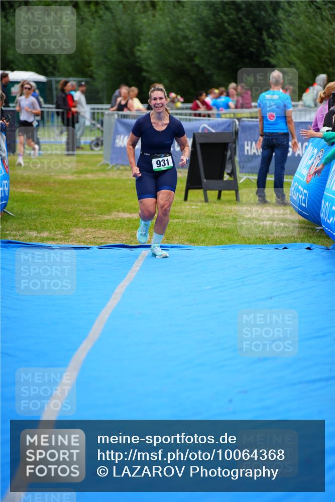 30.08.2026 - Elbe Triathlon Hamburg LAZAROV Photography http://msf.ph/oto/10064368 30.08.2026 12:04:25 Ziel 931, 1632 meine-sportfotos.de