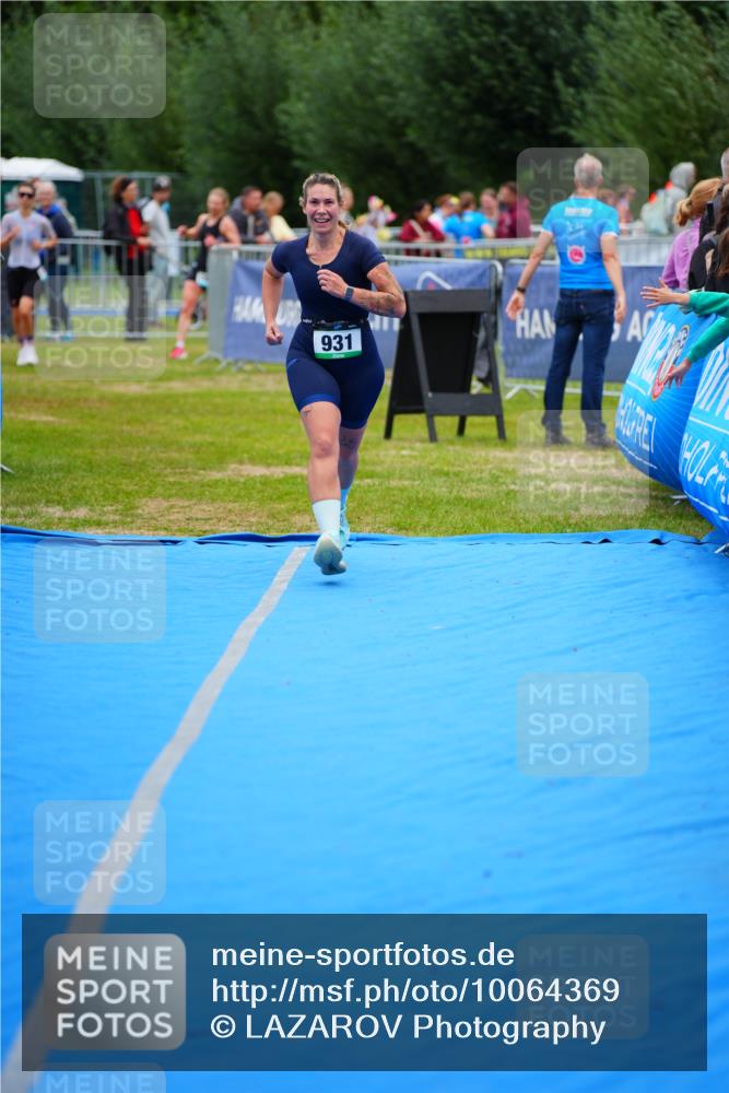 30.08.2026 - Elbe Triathlon Hamburg LAZAROV Photography http://msf.ph/oto/10064369 30.08.2026 12:04:25 Ziel 931, 1632 meine-sportfotos.de