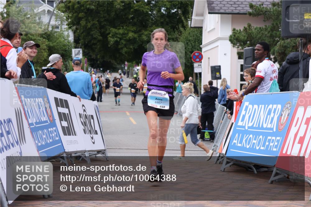 30.08.2026 - Blankeneser Heldenlauf Lena Gebhardt http://msf.ph/oto/10064388 30.08.2026 12:44:49 Ziel 2011, 4467 meine-sportfotos.de