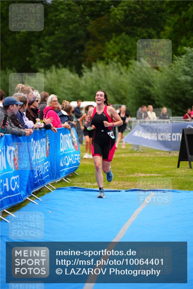 30.08.2026 - Elbe Triathlon Hamburg LAZAROV Photography http://msf.ph/oto/10064401 30.08.2026 12:04:39 Ziel 1463, 1510 meine-sportfotos.de