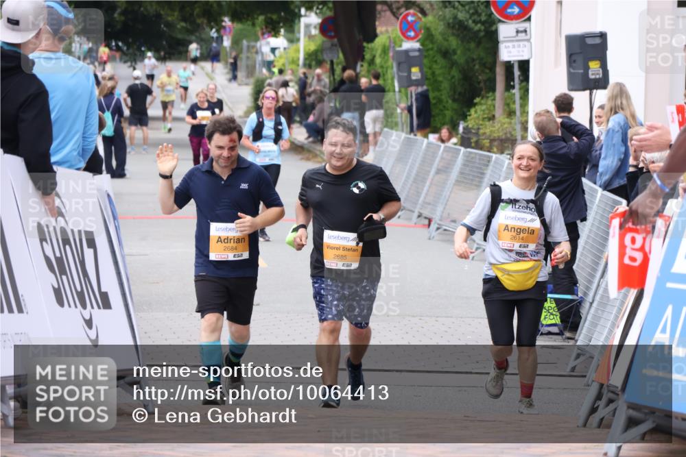 30.08.2026 - Blankeneser Heldenlauf Lena Gebhardt http://msf.ph/oto/10064413 30.08.2026 12:45:04 Ziel  meine-sportfotos.de