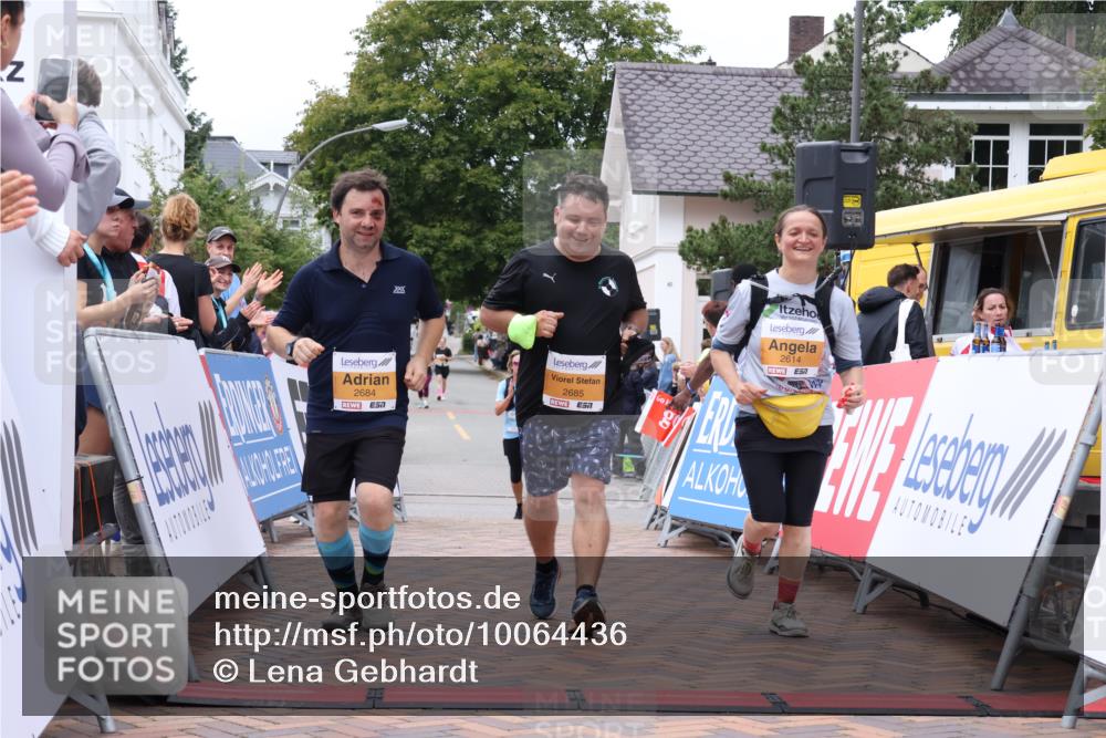 30.08.2026 - Blankeneser Heldenlauf Lena Gebhardt http://msf.ph/oto/10064436 30.08.2026 12:45:10 Ziel 2614, 2684, 2685, 4037 meine-sportfotos.de