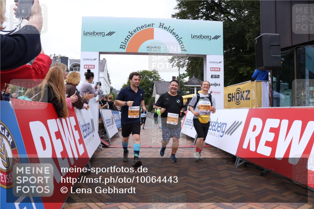 30.08.2026 - Blankeneser Heldenlauf Lena Gebhardt http://msf.ph/oto/10064443 30.08.2026 12:45:12 Ziel 2614, 2684, 2685, 4037 meine-sportfotos.de