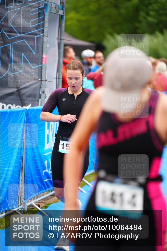 30.08.2026 - Elbe Triathlon Hamburg LAZAROV Photography http://msf.ph/oto/10064494 30.08.2026 12:05:20 Ziel 1358, 1414, 1424, 1459, 1460, 1525 meine-sportfotos.de
