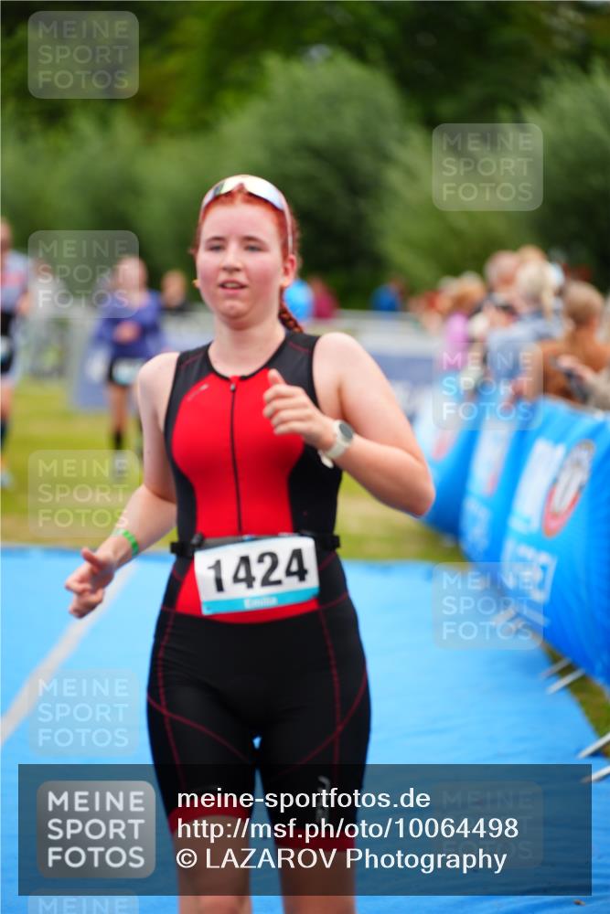 30.08.2026 - Elbe Triathlon Hamburg LAZAROV Photography http://msf.ph/oto/10064498 30.08.2026 12:05:21 Ziel 1358, 1414, 1424, 1460, 1525 meine-sportfotos.de