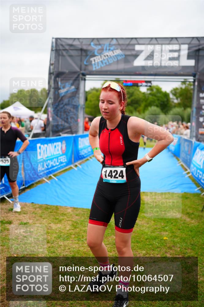 30.08.2026 - Elbe Triathlon Hamburg LAZAROV Photography http://msf.ph/oto/10064507 30.08.2026 12:05:23 Ziel 1358, 1424, 1460, 1525 meine-sportfotos.de