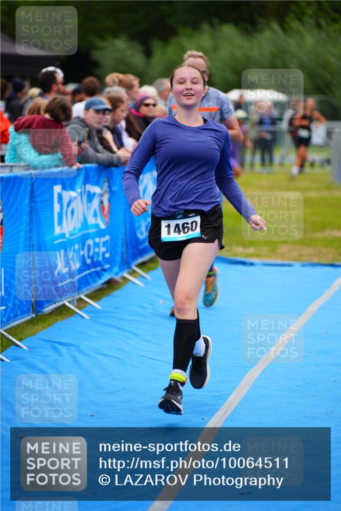 30.08.2026 - Elbe Triathlon Hamburg LAZAROV Photography http://msf.ph/oto/10064511 30.08.2026 12:05:26 Ziel 1358, 1397, 1460, 1529 meine-sportfotos.de