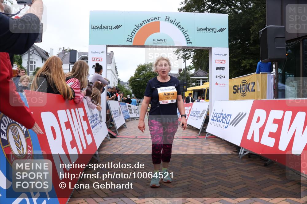 30.08.2026 - Blankeneser Heldenlauf Lena Gebhardt http://msf.ph/oto/10064521 30.08.2026 12:45:33 Ziel 2496, 2842 meine-sportfotos.de