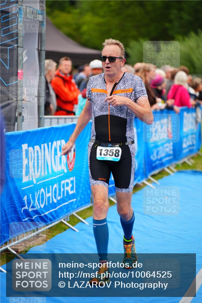 30.08.2026 - Elbe Triathlon Hamburg LAZAROV Photography http://msf.ph/oto/10064525 30.08.2026 12:05:28 Ziel 1358, 1397, 1460, 1529, 1577 meine-sportfotos.de