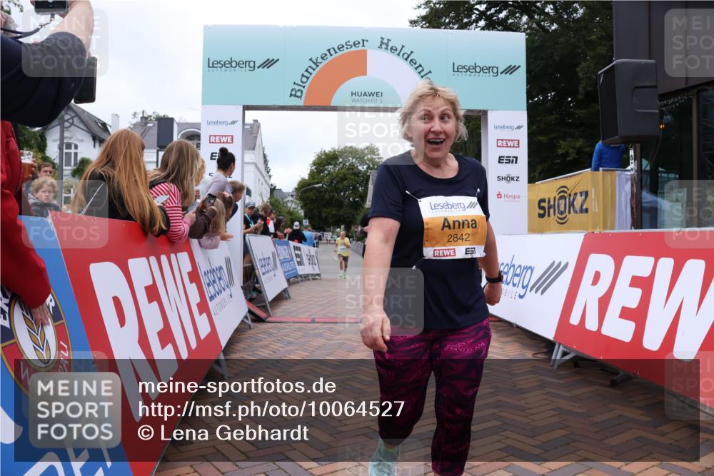 30.08.2026 - Blankeneser Heldenlauf Lena Gebhardt http://msf.ph/oto/10064527 30.08.2026 12:45:33 Ziel 2496, 2842 meine-sportfotos.de
