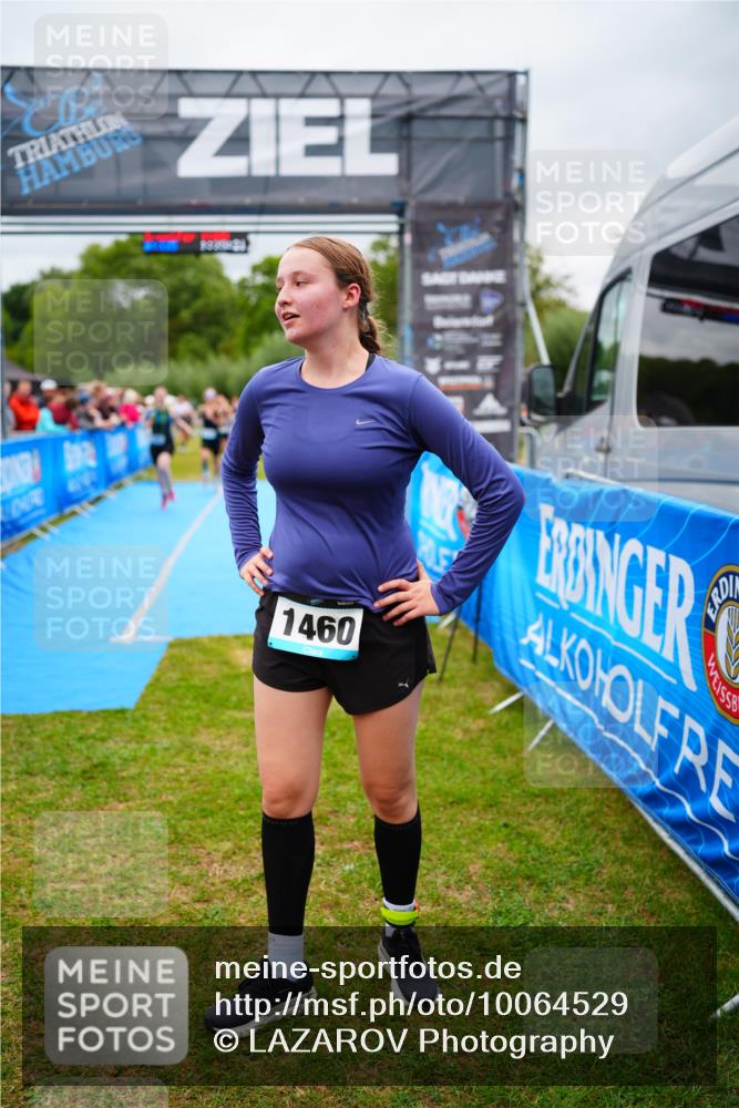 30.08.2026 - Elbe Triathlon Hamburg LAZAROV Photography http://msf.ph/oto/10064529 30.08.2026 12:05:31 Ziel 1358, 1397, 1529, 1577 meine-sportfotos.de