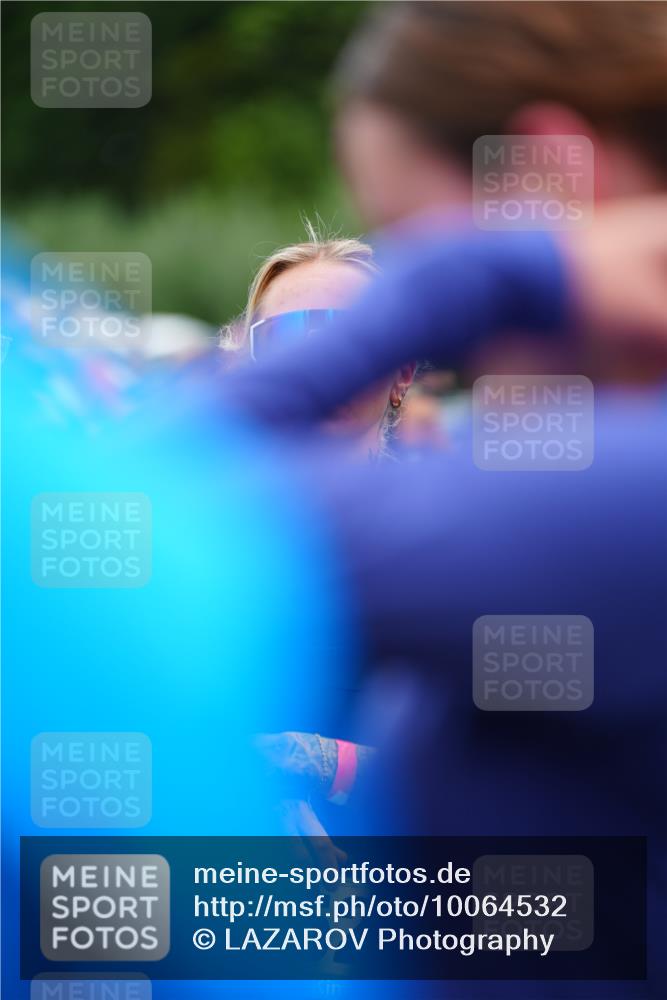30.08.2026 - Elbe Triathlon Hamburg LAZAROV Photography http://msf.ph/oto/10064532 30.08.2026 12:05:36 Ziel 564, 1397, 1475, 1529, 1577 meine-sportfotos.de