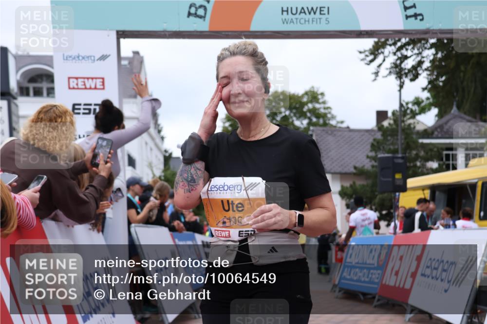 30.08.2026 - Blankeneser Heldenlauf Lena Gebhardt http://msf.ph/oto/10064549 30.08.2026 12:45:37 Ziel 2496, 2842, 4032 meine-sportfotos.de