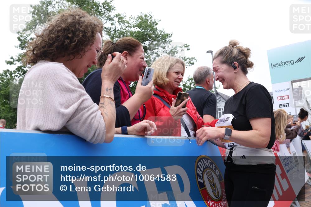 30.08.2026 - Blankeneser Heldenlauf Lena Gebhardt http://msf.ph/oto/10064583 30.08.2026 12:45:45 Ziel 4032 meine-sportfotos.de