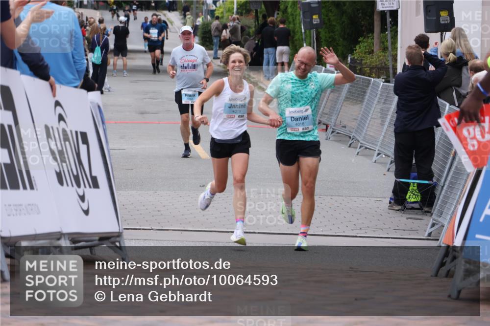 30.08.2026 - Blankeneser Heldenlauf Lena Gebhardt http://msf.ph/oto/10064593 30.08.2026 12:45:51 Ziel  meine-sportfotos.de