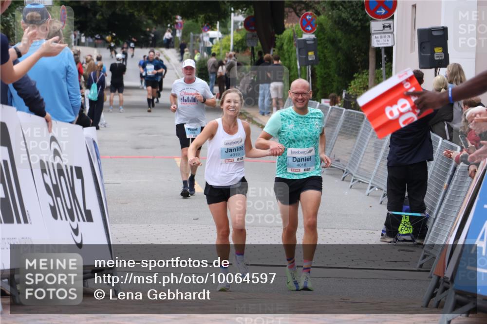 30.08.2026 - Blankeneser Heldenlauf Lena Gebhardt http://msf.ph/oto/10064597 30.08.2026 12:45:51 Ziel  meine-sportfotos.de