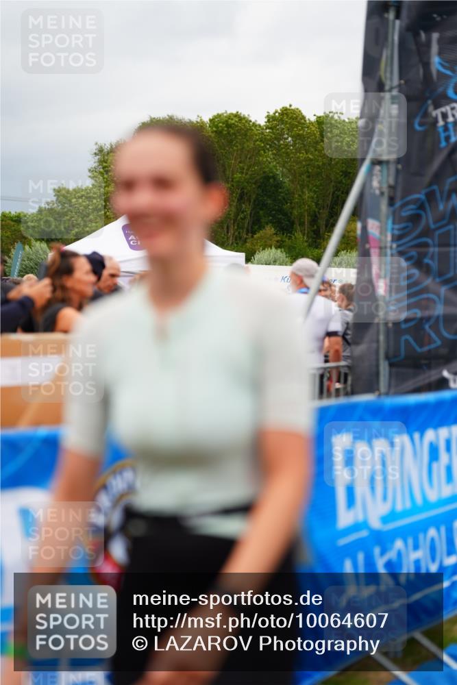 30.08.2026 - Elbe Triathlon Hamburg LAZAROV Photography http://msf.ph/oto/10064607 30.08.2026 12:06:07 Ziel  meine-sportfotos.de