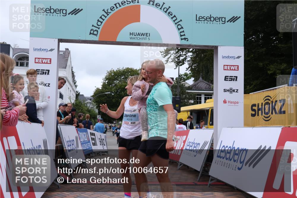 30.08.2026 - Blankeneser Heldenlauf Lena Gebhardt http://msf.ph/oto/10064657 30.08.2026 12:46:06 Ziel 4053 meine-sportfotos.de