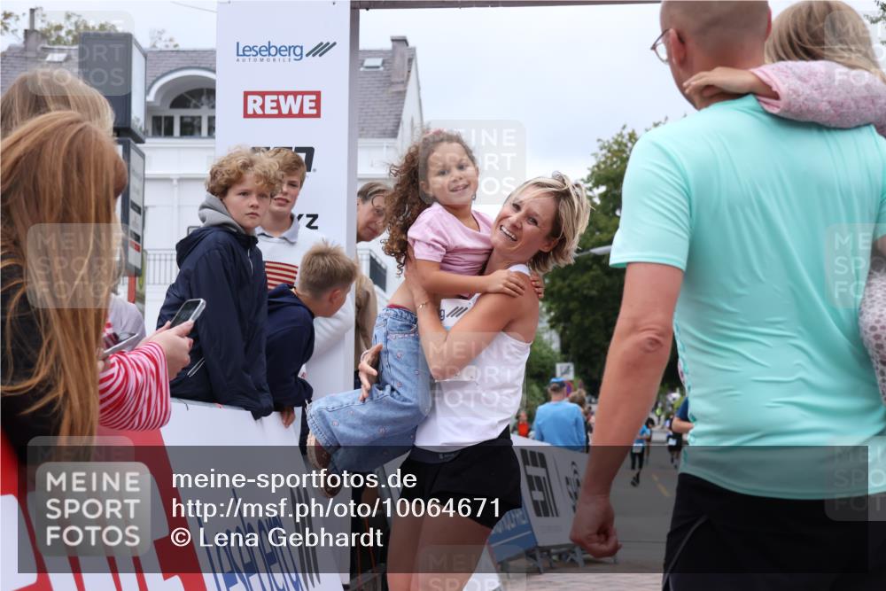 30.08.2026 - Blankeneser Heldenlauf Lena Gebhardt http://msf.ph/oto/10064671 30.08.2026 12:46:12 Ziel 4136 meine-sportfotos.de