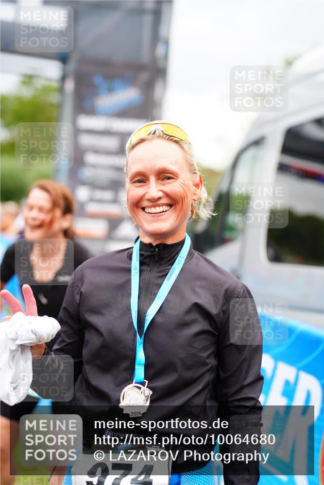 30.08.2026 - Elbe Triathlon Hamburg LAZAROV Photography http://msf.ph/oto/10064680 30.08.2026 12:06:48 Ziel 1448 meine-sportfotos.de