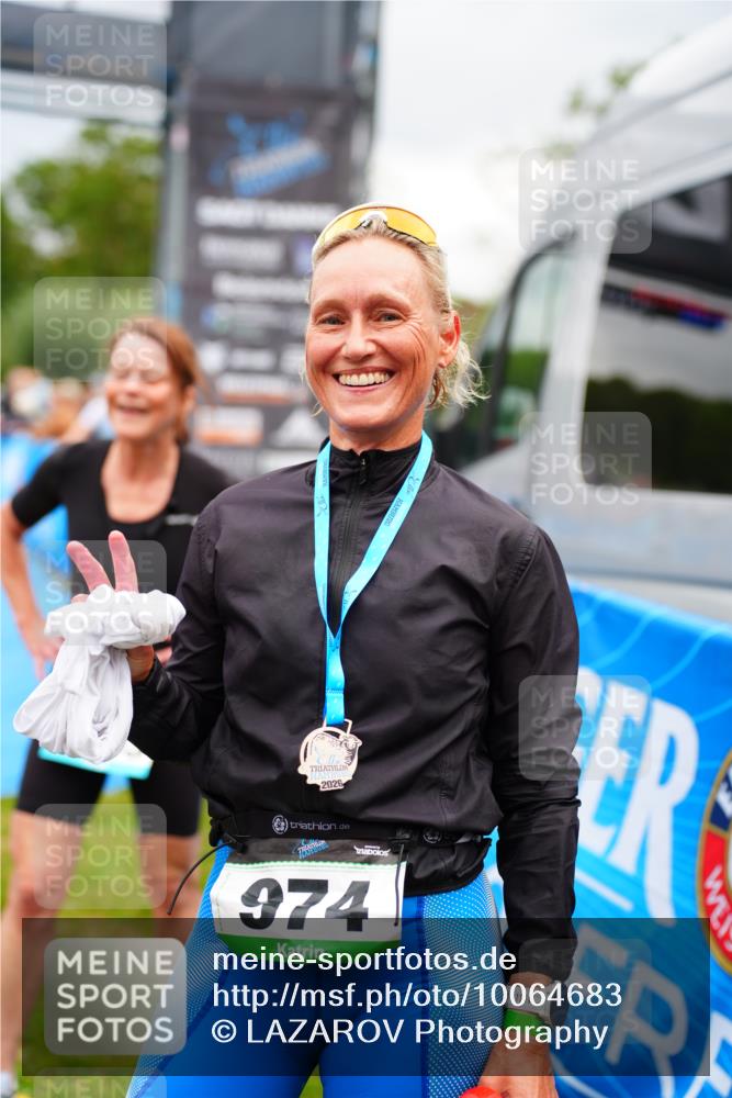 30.08.2026 - Elbe Triathlon Hamburg LAZAROV Photography http://msf.ph/oto/10064683 30.08.2026 12:06:49 Ziel 1448 meine-sportfotos.de