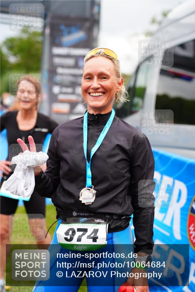 30.08.2026 - Elbe Triathlon Hamburg LAZAROV Photography http://msf.ph/oto/10064684 30.08.2026 12:06:49 Ziel 1448 meine-sportfotos.de