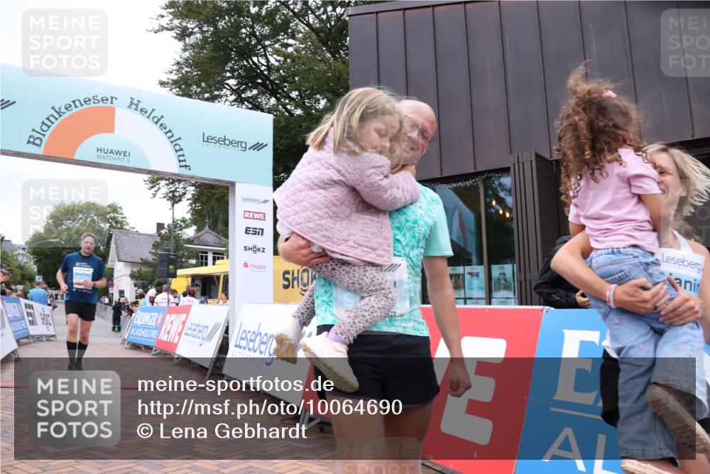 30.08.2026 - Blankeneser Heldenlauf Lena Gebhardt http://msf.ph/oto/10064690 30.08.2026 12:46:15 Ziel 4136 meine-sportfotos.de
