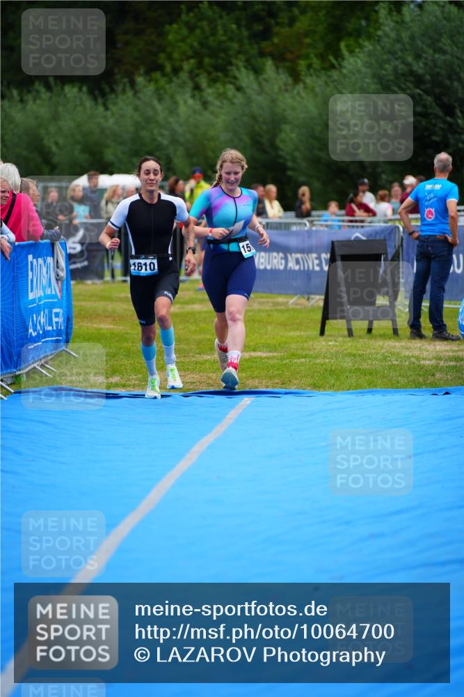 30.08.2026 - Elbe Triathlon Hamburg LAZAROV Photography http://msf.ph/oto/10064700 30.08.2026 12:07:04 Ziel 1513, 1550, 1610 meine-sportfotos.de