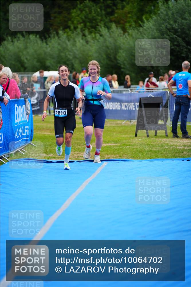 30.08.2026 - Elbe Triathlon Hamburg LAZAROV Photography http://msf.ph/oto/10064702 30.08.2026 12:07:04 Ziel 1513, 1550, 1610 meine-sportfotos.de