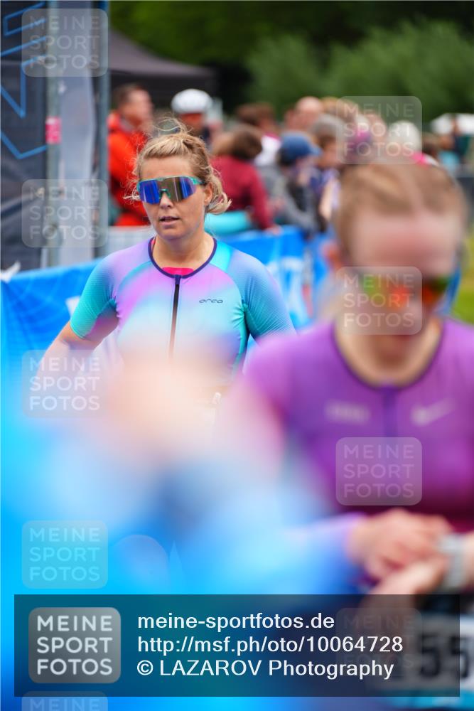 30.08.2026 - Elbe Triathlon Hamburg LAZAROV Photography http://msf.ph/oto/10064728 30.08.2026 12:07:15 Ziel 947, 1550 meine-sportfotos.de