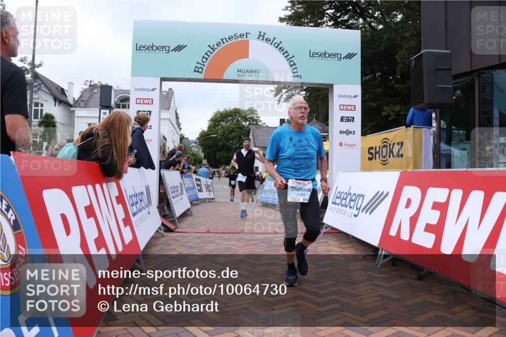 30.08.2026 - Blankeneser Heldenlauf Lena Gebhardt http://msf.ph/oto/10064730 30.08.2026 12:46:27 Ziel 4090, 4198 meine-sportfotos.de