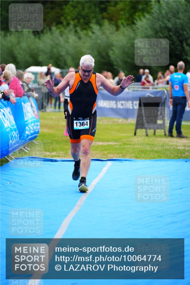 30.08.2026 - Elbe Triathlon Hamburg LAZAROV Photography http://msf.ph/oto/10064774 30.08.2026 12:07:37 Ziel 1364, 1538 meine-sportfotos.de