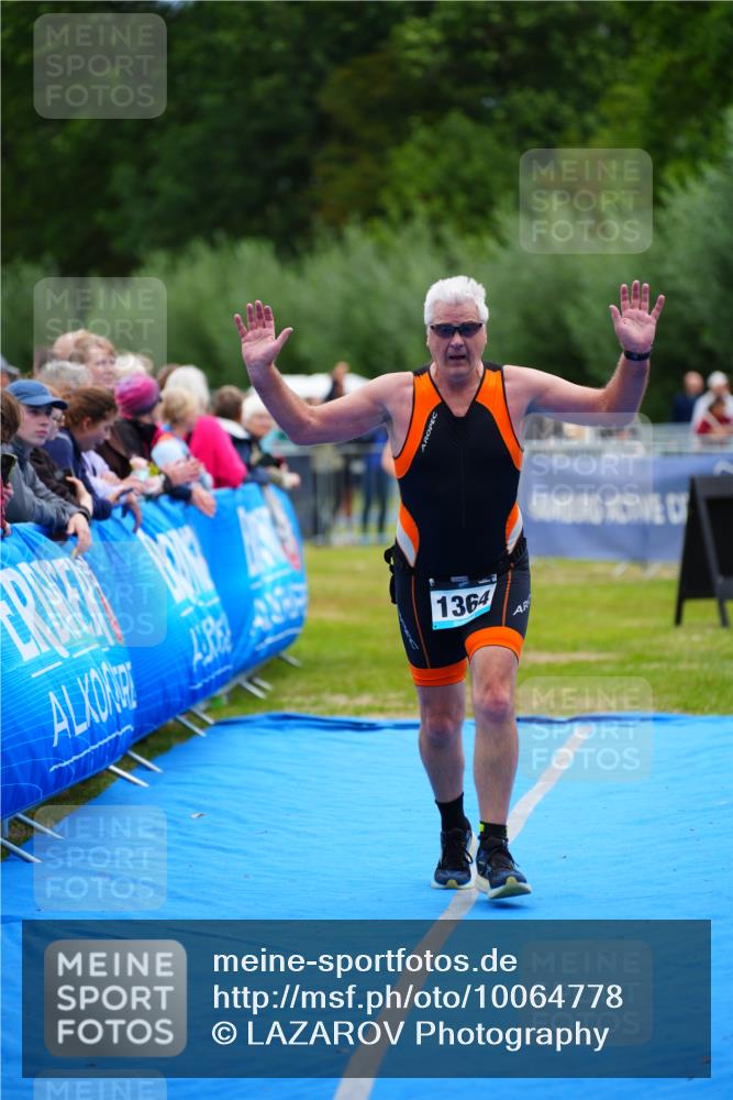 30.08.2026 - Elbe Triathlon Hamburg LAZAROV Photography http://msf.ph/oto/10064778 30.08.2026 12:07:38 Ziel 1364, 1538 meine-sportfotos.de
