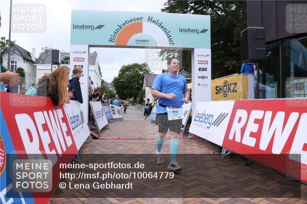 30.08.2026 - Blankeneser Heldenlauf Lena Gebhardt http://msf.ph/oto/10064779 30.08.2026 12:46:38 Ziel 4057, 4192 meine-sportfotos.de