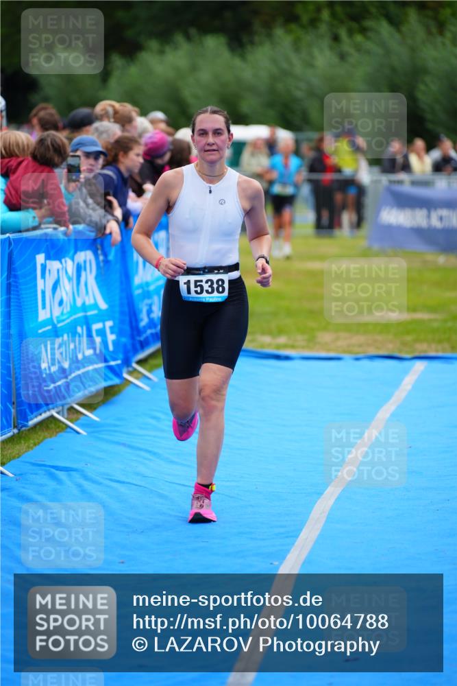 30.08.2026 - Elbe Triathlon Hamburg LAZAROV Photography http://msf.ph/oto/10064788 30.08.2026 12:07:42 Ziel 1364, 1538 meine-sportfotos.de