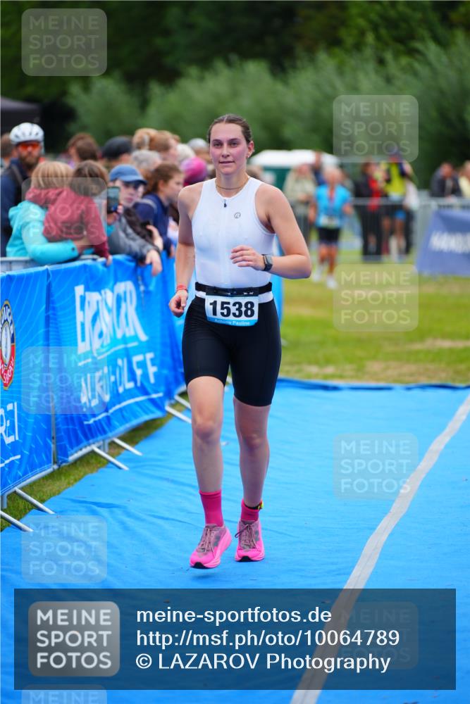 30.08.2026 - Elbe Triathlon Hamburg LAZAROV Photography http://msf.ph/oto/10064789 30.08.2026 12:07:42 Ziel 1364, 1538 meine-sportfotos.de