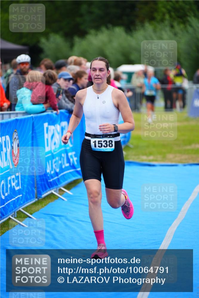 30.08.2026 - Elbe Triathlon Hamburg LAZAROV Photography http://msf.ph/oto/10064791 30.08.2026 12:07:42 Ziel 1364, 1538 meine-sportfotos.de
