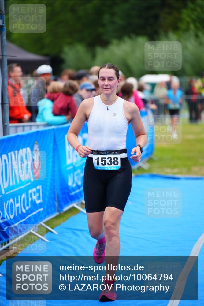 30.08.2026 - Elbe Triathlon Hamburg LAZAROV Photography http://msf.ph/oto/10064794 30.08.2026 12:07:43 Ziel 978, 1538 meine-sportfotos.de
