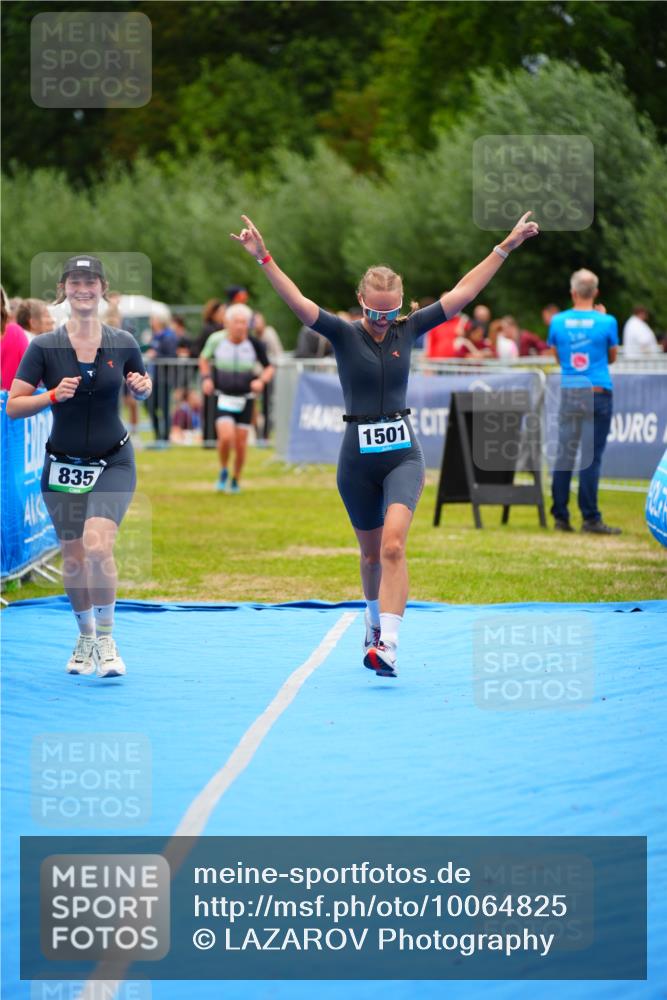 30.08.2026 - Elbe Triathlon Hamburg LAZAROV Photography http://msf.ph/oto/10064825 30.08.2026 12:07:59 Ziel 835, 1095, 1366, 1501 meine-sportfotos.de