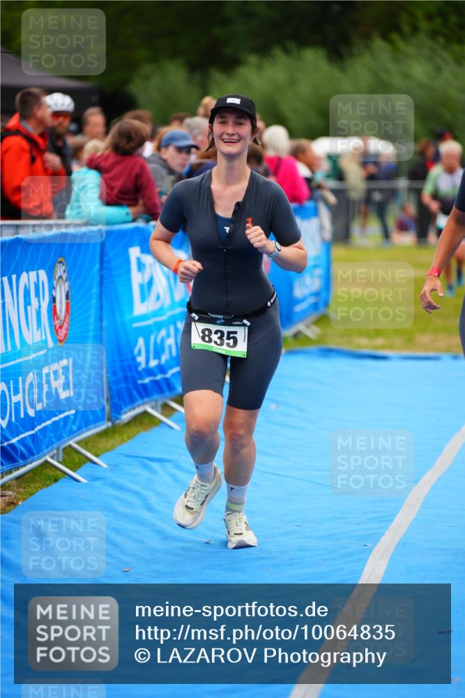 30.08.2026 - Elbe Triathlon Hamburg LAZAROV Photography http://msf.ph/oto/10064835 30.08.2026 12:08:00 Ziel 835, 1095, 1366, 1501 meine-sportfotos.de