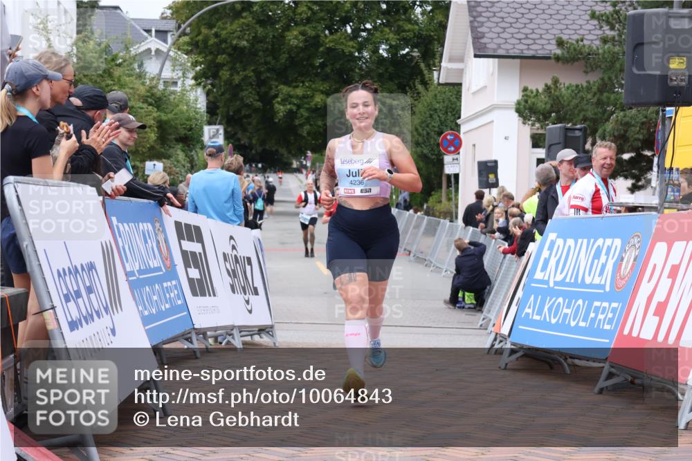 30.08.2026 - Blankeneser Heldenlauf Lena Gebhardt http://msf.ph/oto/10064843 30.08.2026 12:47:00 Ziel 4236, 4315 meine-sportfotos.de