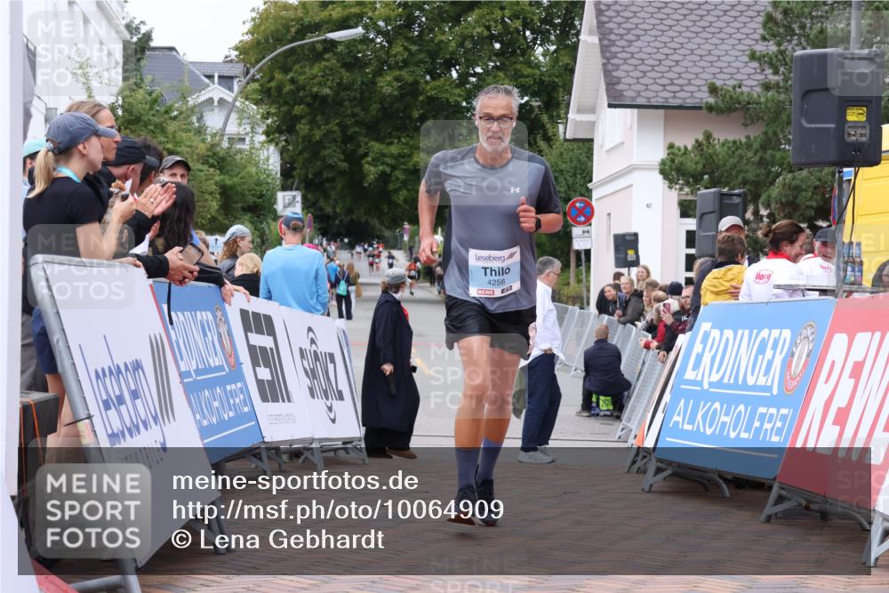 30.08.2026 - Blankeneser Heldenlauf Lena Gebhardt http://msf.ph/oto/10064909 30.08.2026 12:47:25 Ziel 4258 meine-sportfotos.de