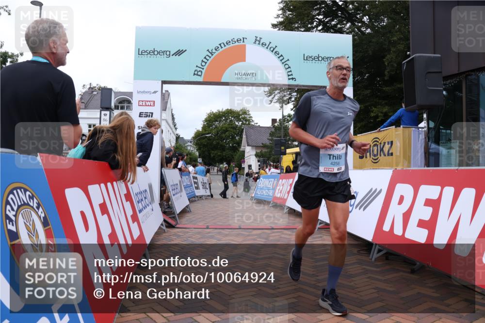 30.08.2026 - Blankeneser Heldenlauf Lena Gebhardt http://msf.ph/oto/10064924 30.08.2026 12:47:28 Ziel 4258 meine-sportfotos.de
